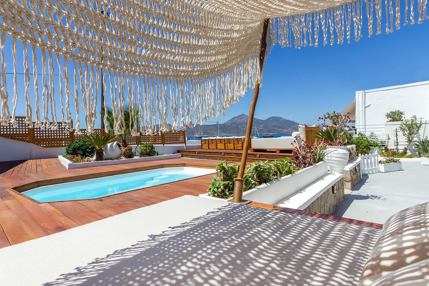 Villa Ble Oneiro Crystal *