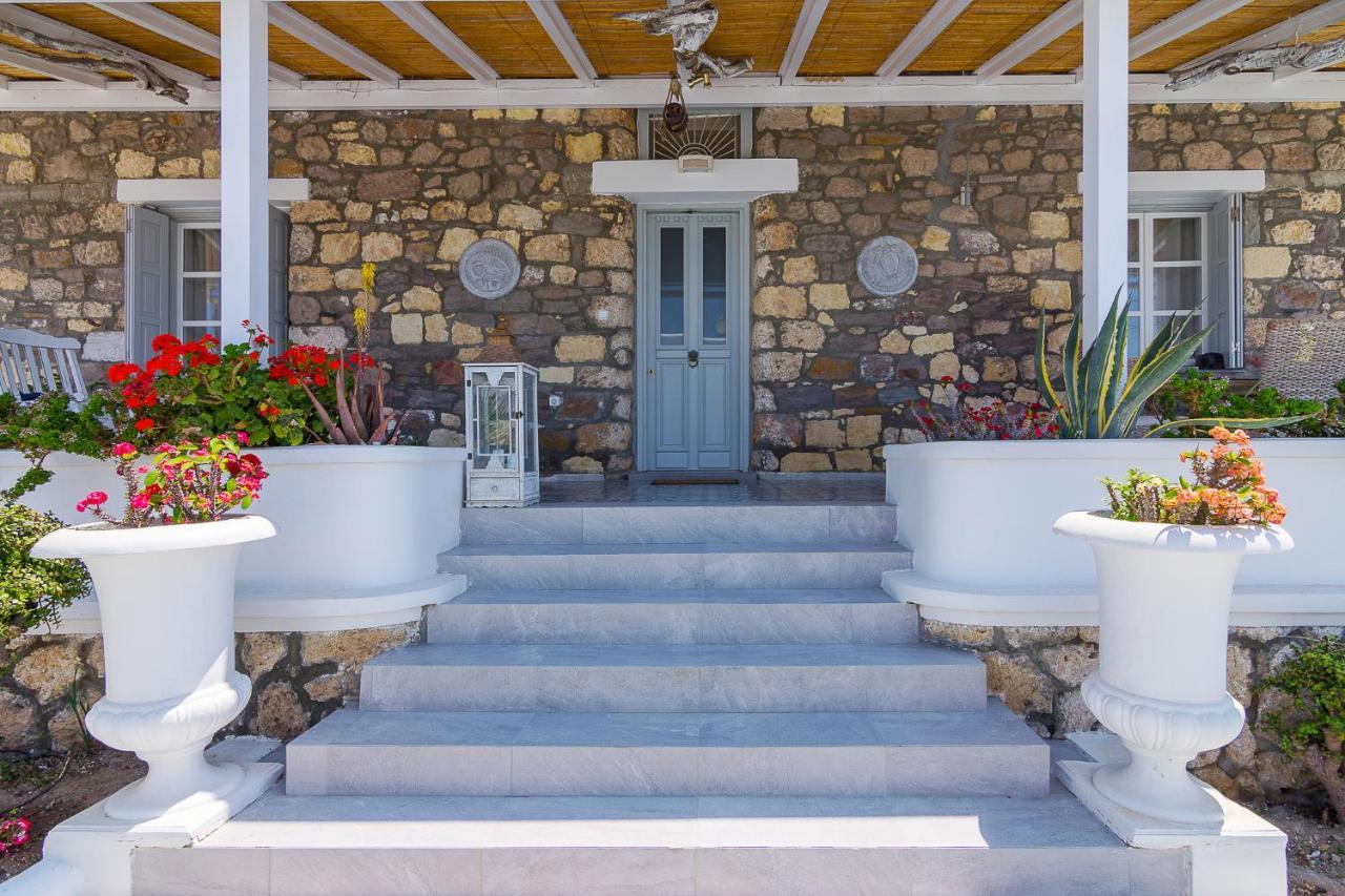 Ble Oneiro Crystal Villa Adamantas (Milos)