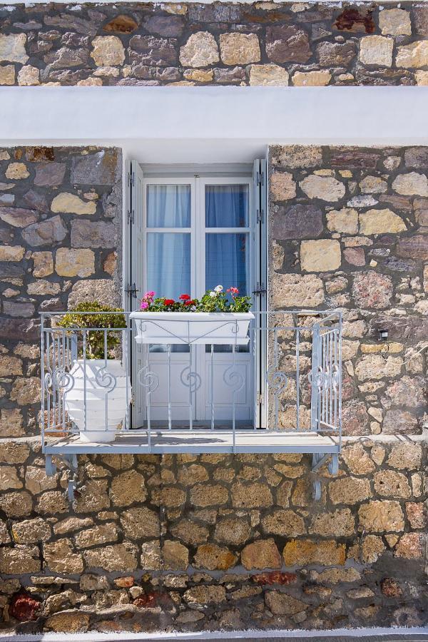 Ble Oneiro Crystal Villa Adamantas (Milos)