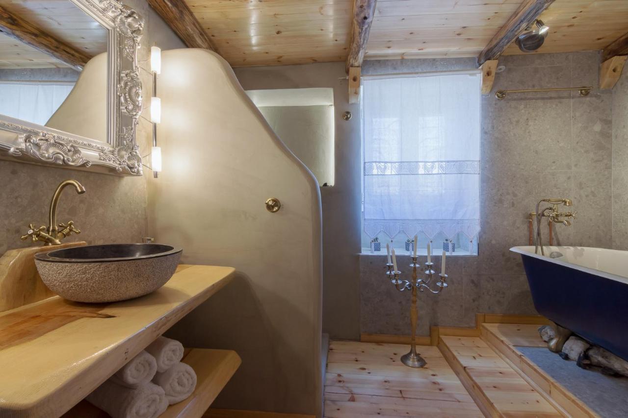 Ble Oneiro Crystal Villa *